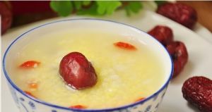 葡萄乾大棗粥 葡萄乾大棗粥