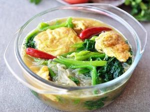 菠菜雞蛋粉條湯 菠菜雞蛋粉條湯