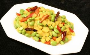 毛豆子燒蘿蔔 毛豆子燒蘿蔔