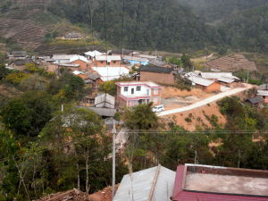 瑤房河村 瑤房河村