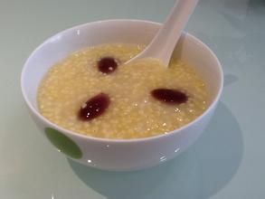 紅棗小米粥 紅棗小米粥