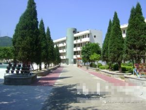 福清市姚世雄中學 福清市姚世雄中學