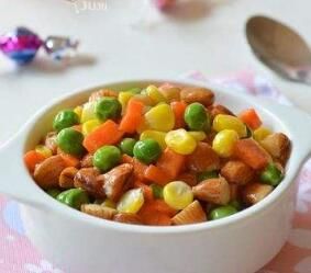 豌豆拌杏仁 豌豆拌杏仁