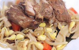 豆芽海帶燒排骨 豆芽海帶燒排骨