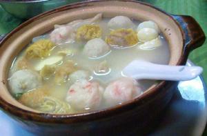 魚丸冬粉煲 魚丸冬粉煲