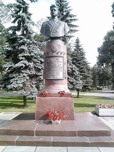 波普科夫在莫斯科的青銅紀念碑