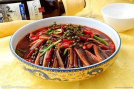 酸菜煮鱔魚 酸菜煮鱔魚