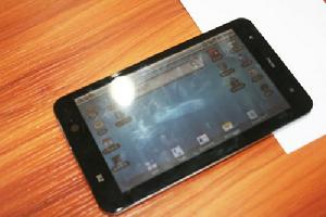 中興通訊在2010通信展上展示了首款平板電腦V9