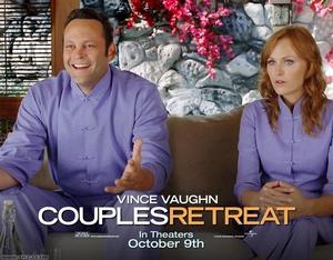 《伴侶度假村》 海報