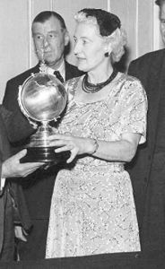 貝蒂&middot;尤伯夫人與尤伯杯