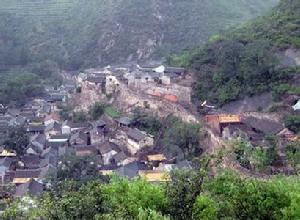 上南山村[雲南省晉寧縣晉城鎮下轄村]