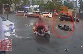 老人騎車跌倒無人扶慘死事件 老人騎車跌倒無人扶慘死事件