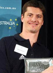 羅伯特·紐貝里 羅伯特·紐貝里