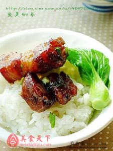 紅燒肉燉蘑菇 紅燒肉燉蘑菇