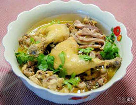 胡椒豬肚煲鶏 胡椒豬肚煲鶏