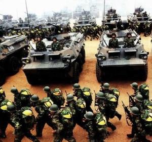 解放軍陸軍機械化步兵集結