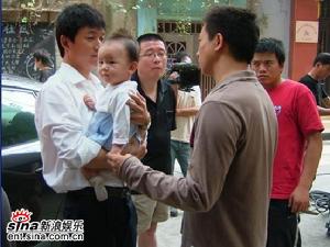 《幸福不拒絕眼淚》