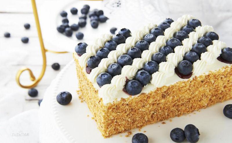 藍莓輕乳拿破崙蛋糕