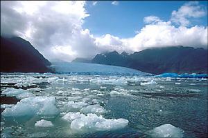 聖拉法埃爾冰川湖 聖拉法埃爾冰川湖