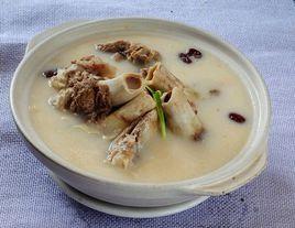 豬大骨湯 豬大骨湯