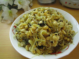 雪菜燉黃豆 雪菜燉黃豆