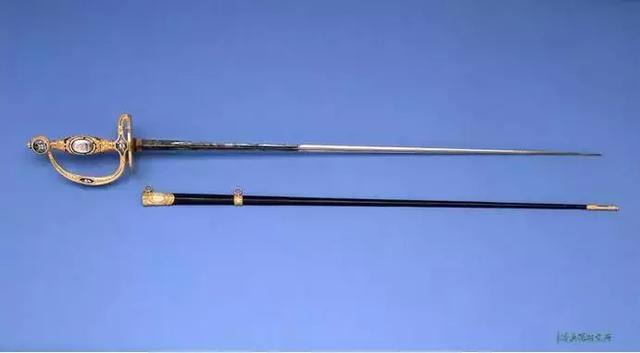 歐洲細劍看起來那么細,對砍大刀會折斷嗎? 歐洲細劍看起來那么細,對砍大刀會折斷嗎?