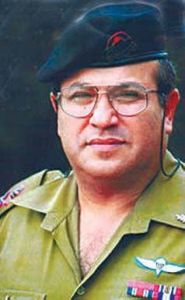 摩薩德現任掌門人梅厄&middot;達甘