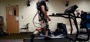 早期的機械外骨骼