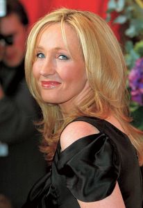 《黑駿馬》作者J.K.羅琳