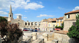 阿爾勒考古博物館