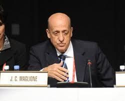 朱利奧·塞薩·馬格利奧尼 朱利奧·塞薩·馬格利奧尼