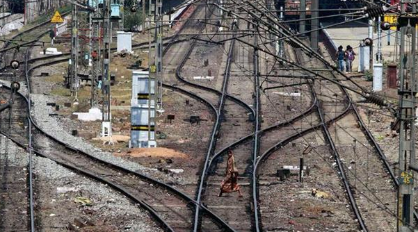 曾經亞洲最牛的印度鐵路,為何越搞越差? 曾經亞洲最牛的印度鐵路,為何越搞越差?