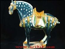 唐三彩藍豹花馬 唐三彩藍豹花馬