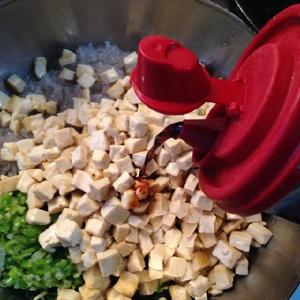 菠菜豆腐冬粉包子