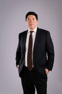 王振林[鹿源春公司董事長]