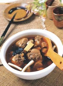 蓮藕紅棗豬展湯 蓮藕紅棗豬展湯