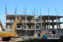 三亞強拆東岸村20棟違章建築