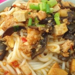 家常臊子麵 家常臊子麵