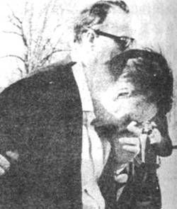 詹姆斯·厄爾·雷 詹姆斯·厄爾·雷