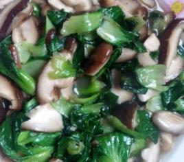 青菜炒草菇 青菜炒草菇