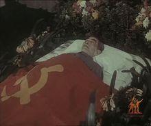 敬愛的周恩來總理永垂不朽