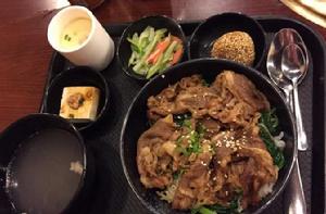 日式烤肉飯 日式烤肉飯