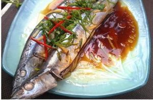 清蒸秋刀魚