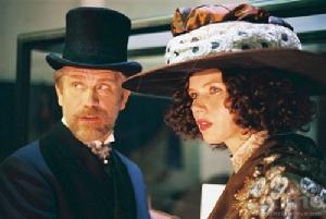 《克林姆和他的女人》