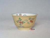 黃地五彩花卉紋杯 黃地五彩花卉紋杯