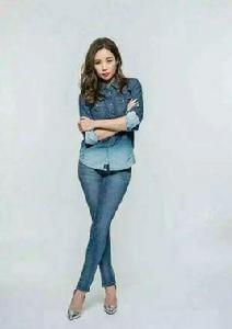 Ah Ah[A-Lin黃麗玲演唱歌曲]