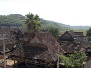 曼賽囡二村 曼賽囡二村