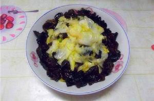 捲心菜炒黑木耳 捲心菜炒黑木耳