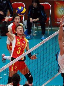 扣球者3號為2010-2011年效力恆大的索瑪