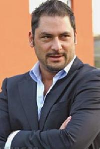 阿提拉·阿爾帕 阿提拉·阿爾帕